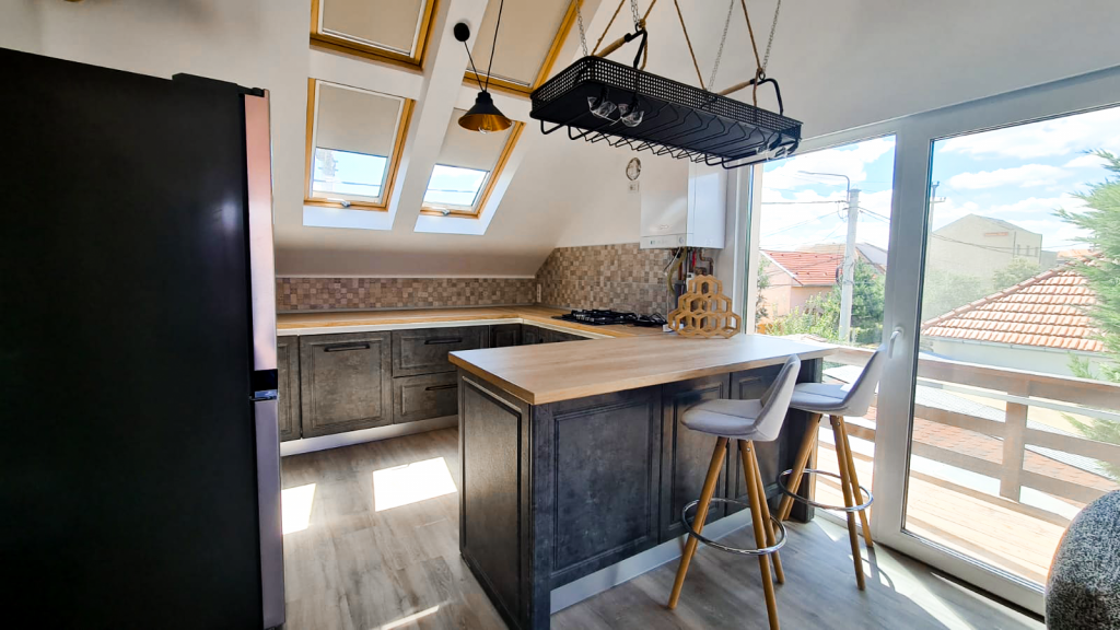 Mobila Bucătărie la comanda Arad